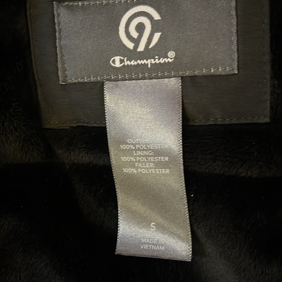 Champion jacket - Picture 6 of 9